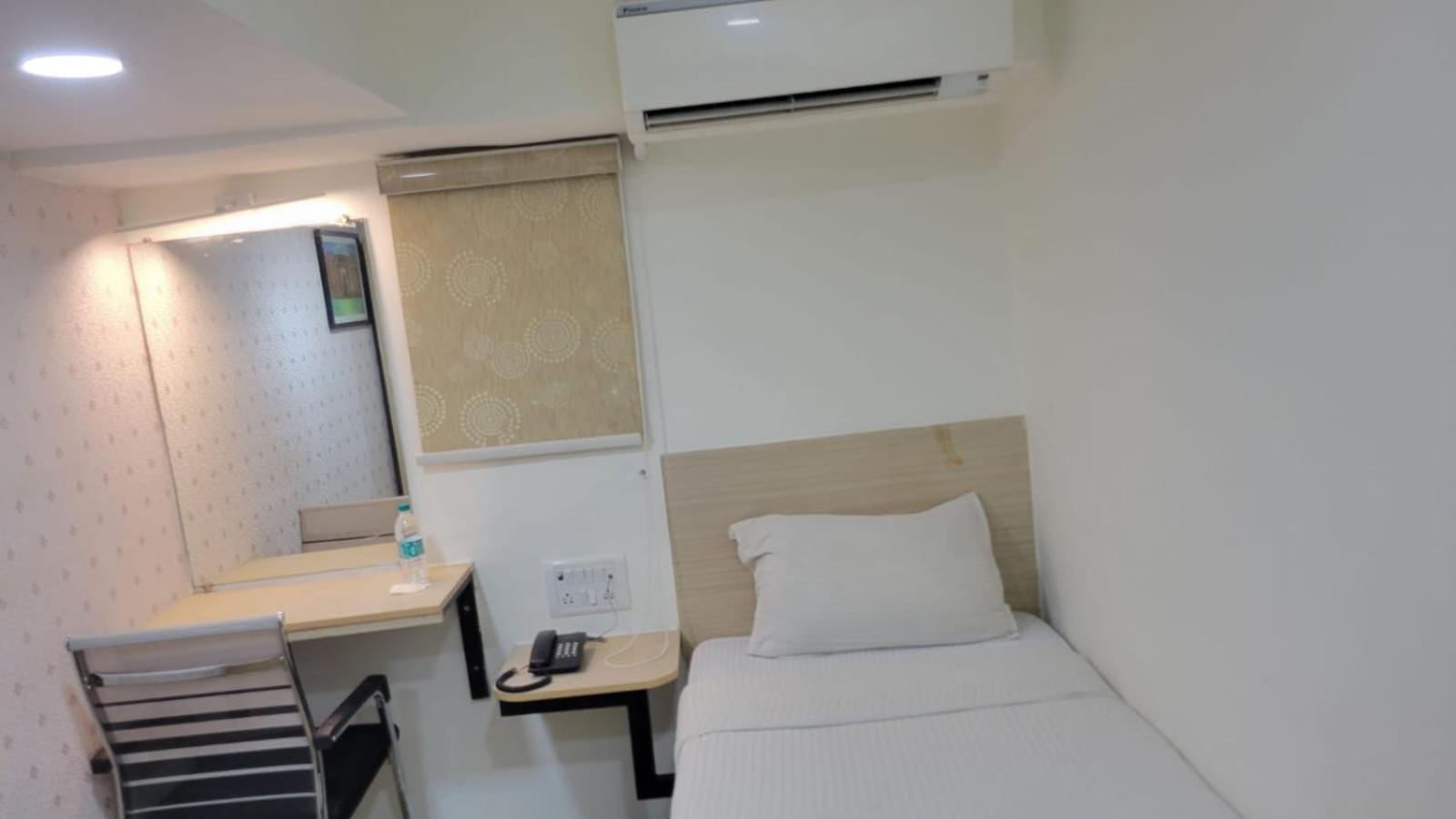 Отель Grace Residency Chennai Airport Экстерьер фото