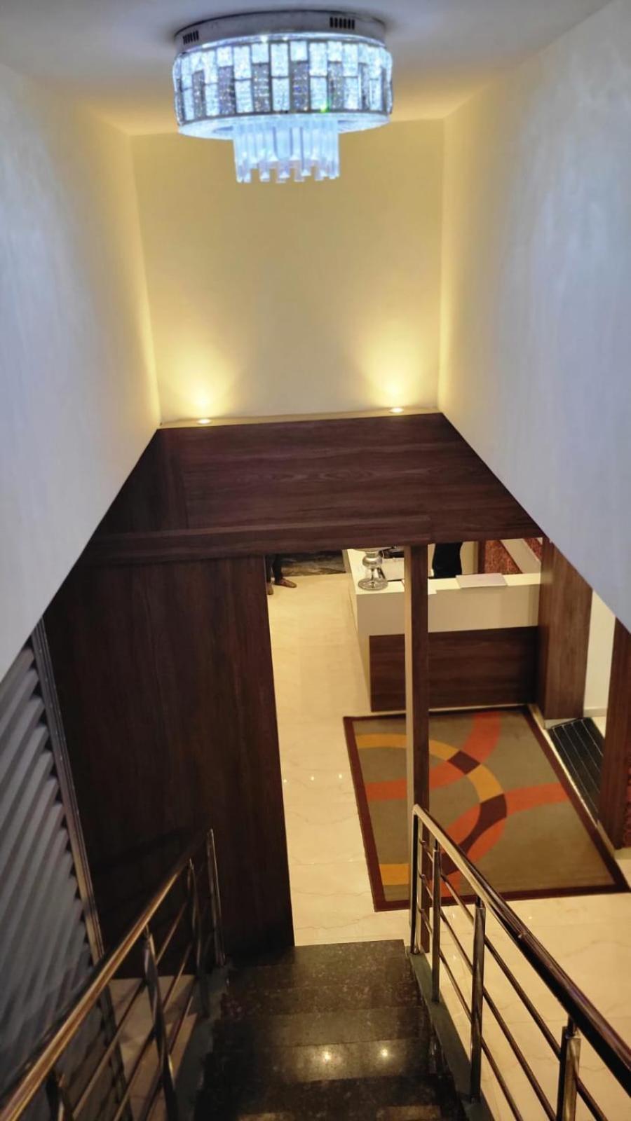 Отель Grace Residency Chennai Airport Экстерьер фото